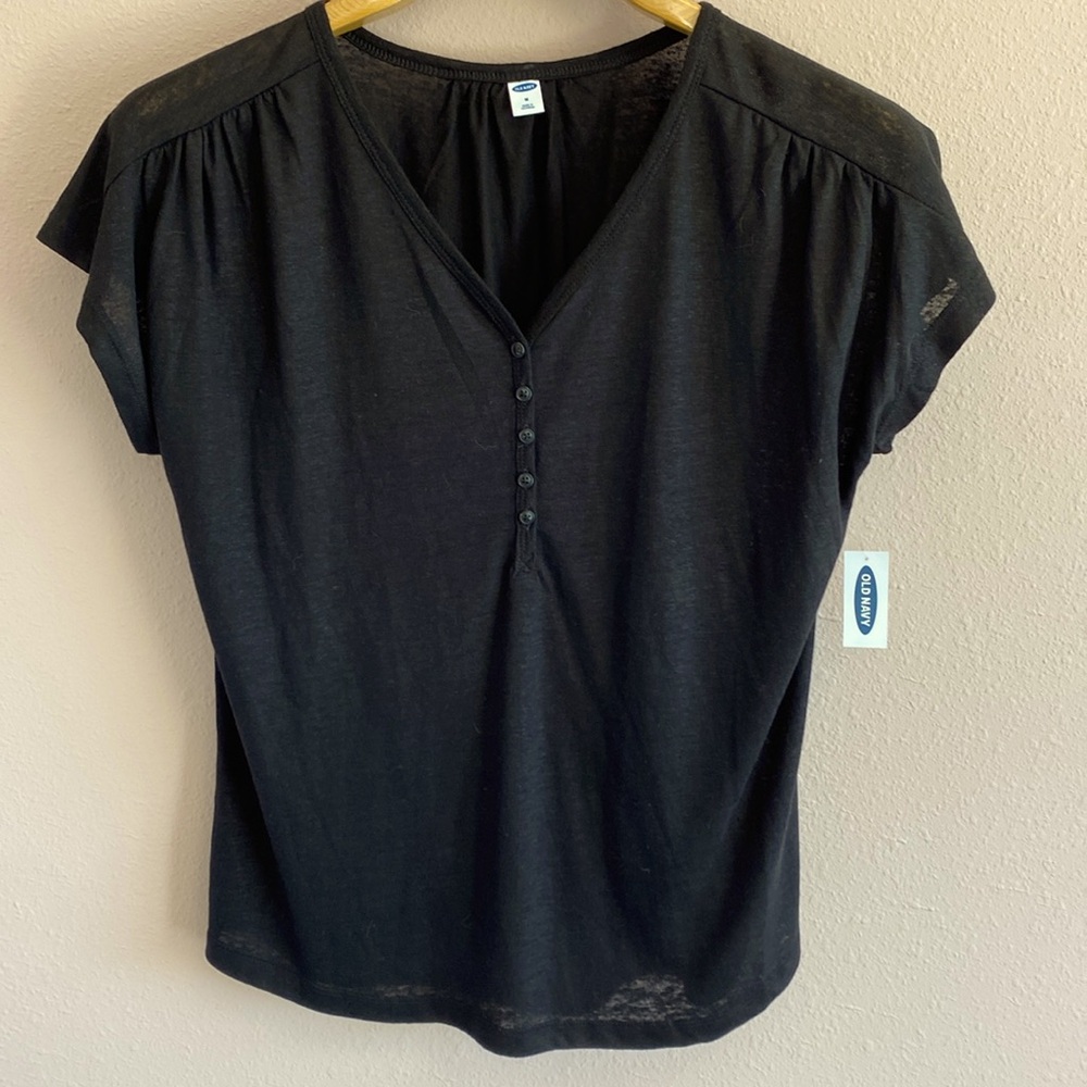 Old Navy black top, size M